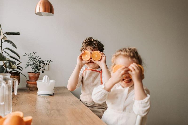 Racelile la gradinita si vitaminele: cum sustii imunitatea copilului