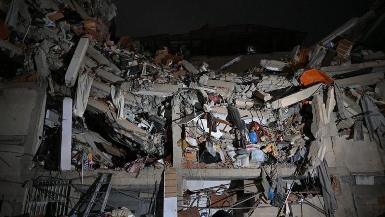 Cel putin 235 de morti dupa cutremurele devastatoare din Venezuela. O fetita a strigat ore intregi de sub daramaturi