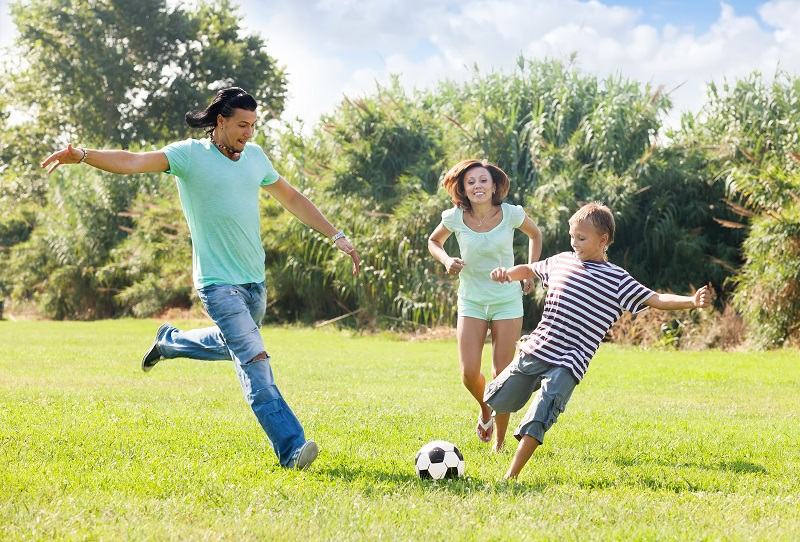 Sport in familie, cum va mentineti in forma in sezonul rece?