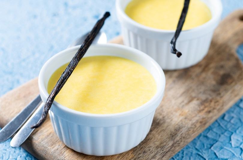 Zahar vanilat, extract sau pastaie de vanilie? Cum alegi varianta potrivita pentru deserturi perfecte