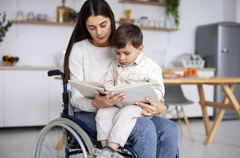Activitati speciale pentru parintii care nu pot alerga, dar pot iubi infinit