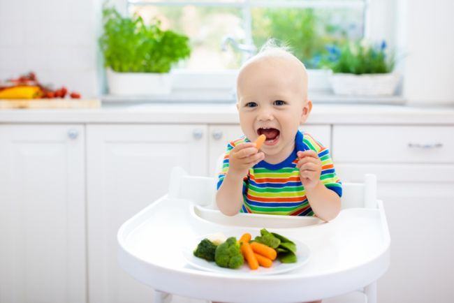 Alimentatia bebelusilor intre 6 luni si 1 an. Permis si interzis
