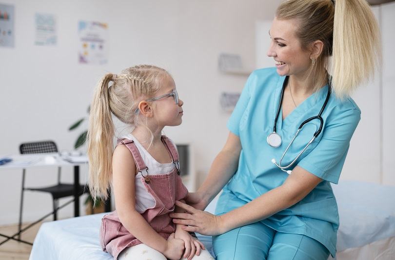 Eruptii cutanate la copii in sezonul cald: cand sunt inofensive si cand trebuie sa mergi la medic