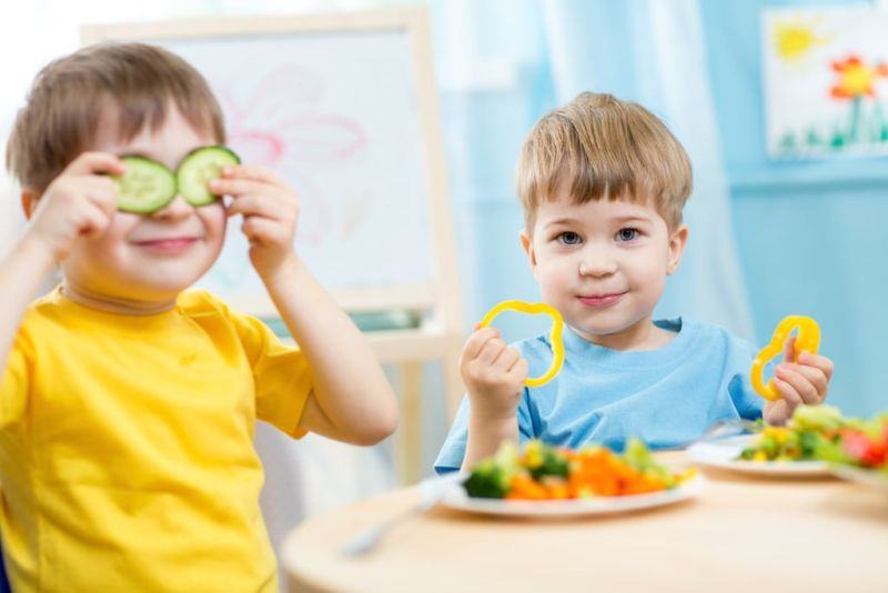 10 alimente care stimuleaza cresterea copiilor si nu ar trebui sa lipseasca din meniul lor