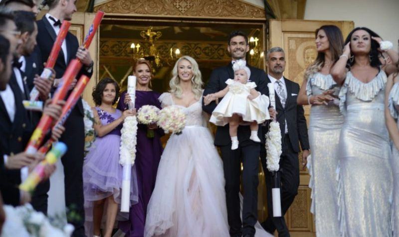 Cati bani a strans Andreea Balan la dubla petrecere: nunta si botezul fetitei