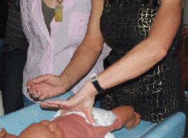 Nadia Comaneci participa la cursurile First Bebe