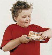 Copiii supraponderali ajung mai repede la pubertate