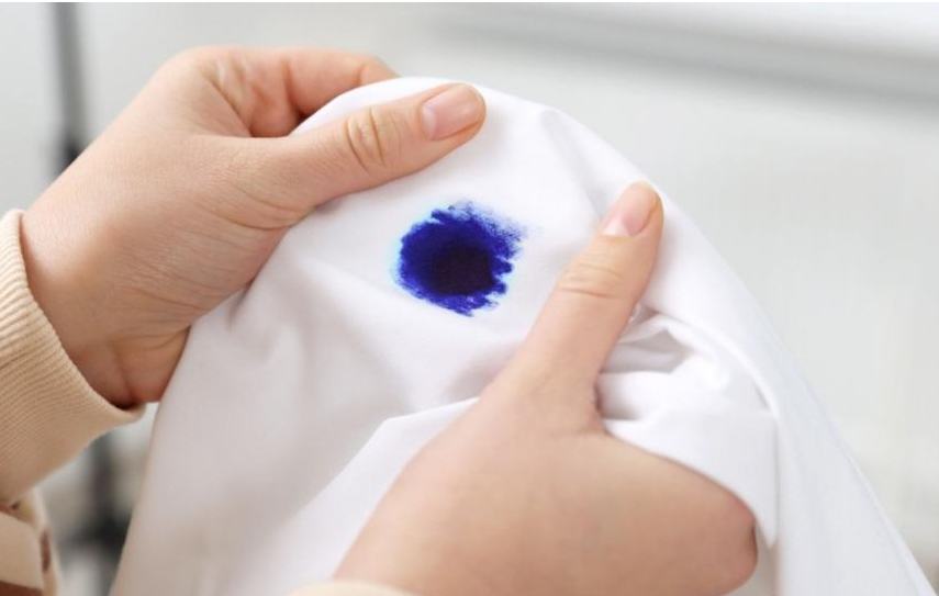 Cum poti scoate petele de cerneala de pe hainele copiilor