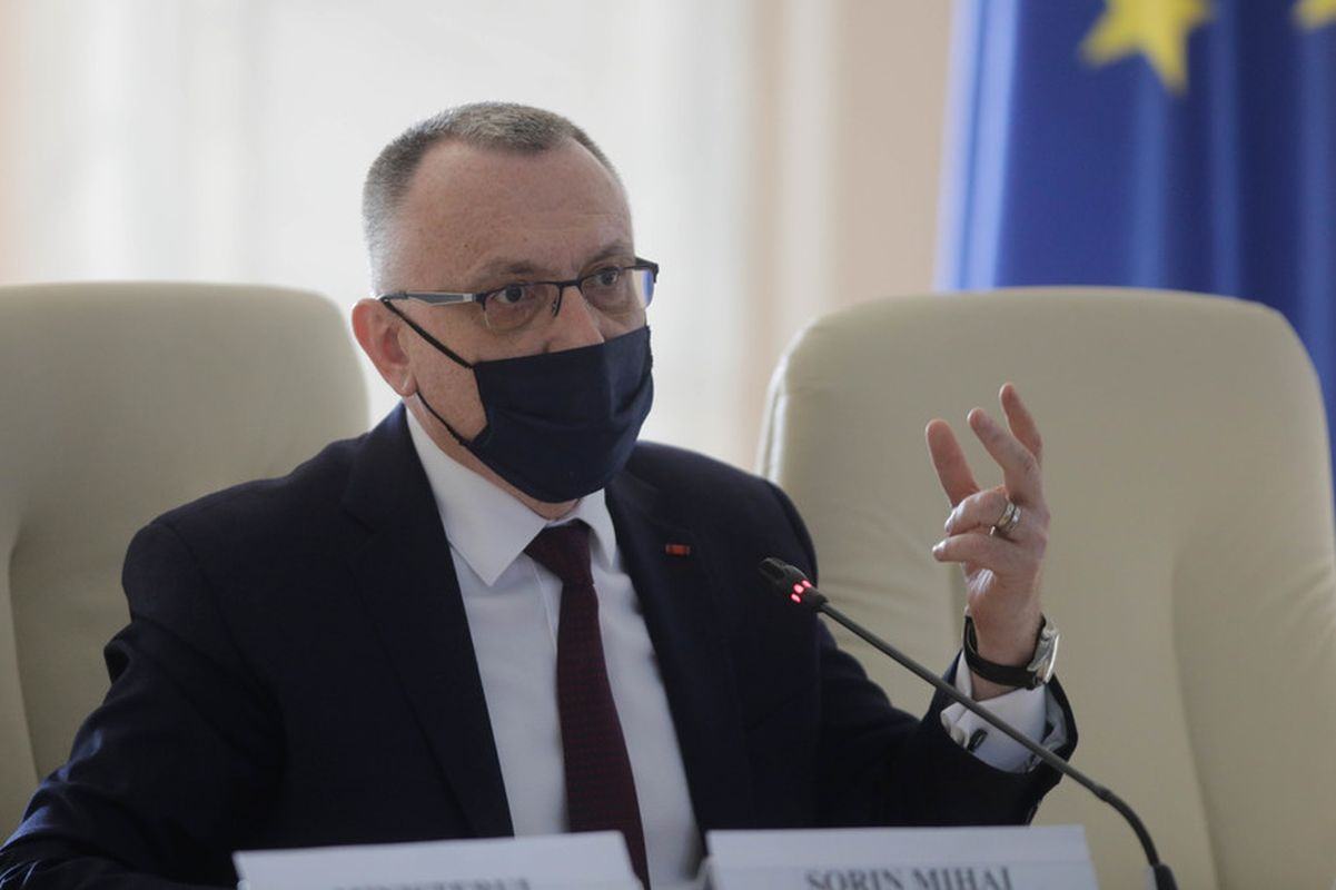 Ministrul Educatiei, despre redeschiderea scolilor: "Prioritate vor avea gradinitele si invatamantul primar"
