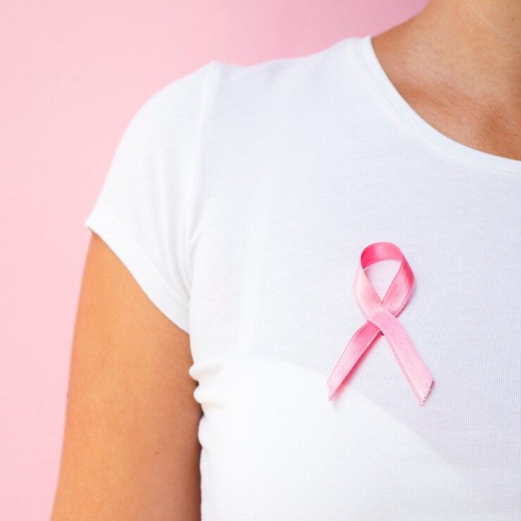 Femeile diagnosticate cu cancer de san au sanse mai mari de supravietuire daca raman insarcinate