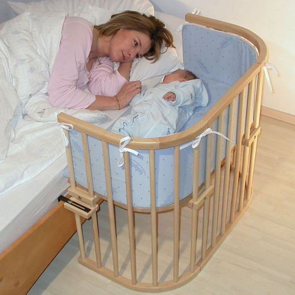 Somnul langa bebelus este cel mai bun pentru dezvoltarea sa: 5 beneficii sustinute de stiinta