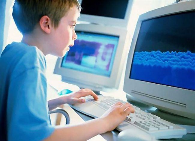 Dezvoltare copii: Efectele ecranelor asupra sanatatii copiilor
