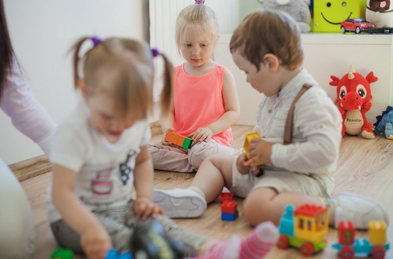 De ce incepe copilul sa loveasca la gradinita?
