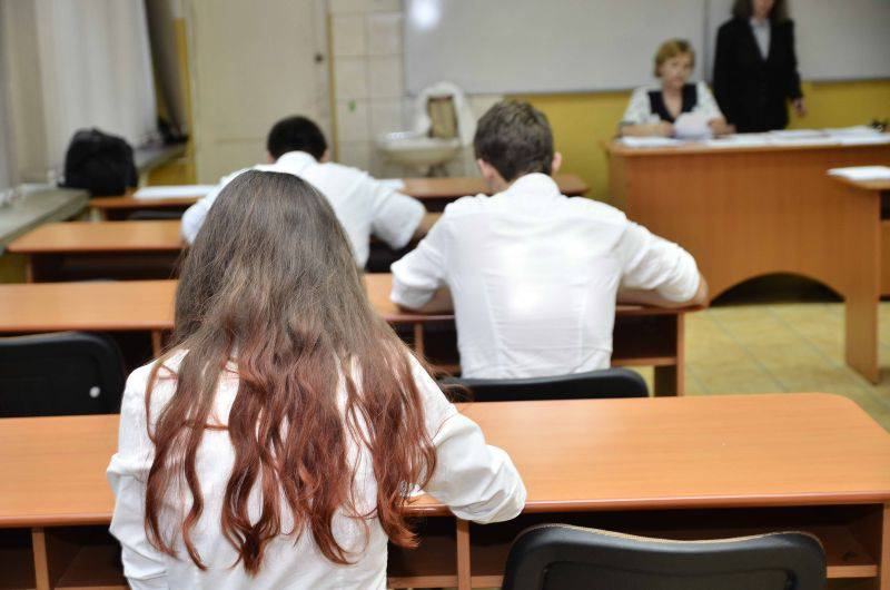 Cand incepe Bacalaureatul 2024 sesiunea de toamna. Calendarul probelor si ce taxe sunt pentru cei care dau examenul a treia oara