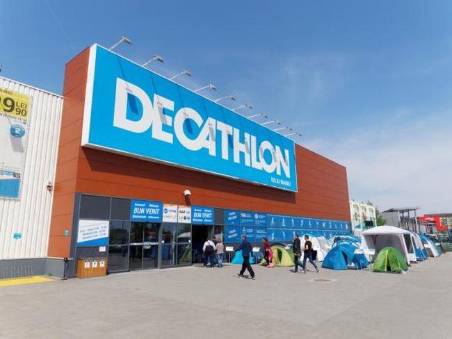 Decathlon retrage de pe piata un costum de baie pentru copii