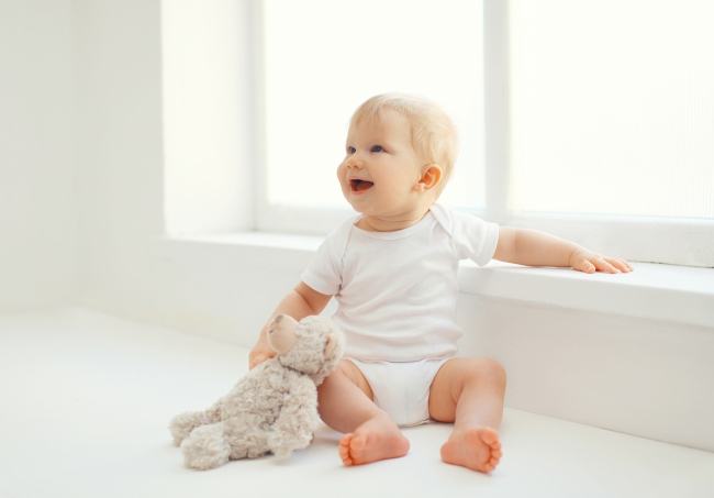 Etape ale dezvoltarii copilului in primele sase luni de viata