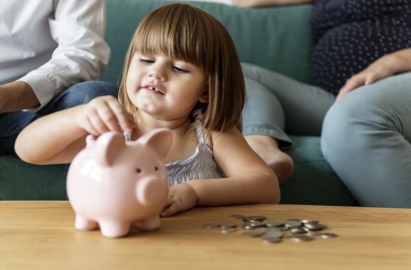 Facultatea copilului tau poate fi un vis sau un stres financiar, totul depinde de cand incepi sa economisesti