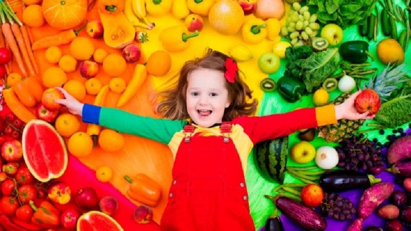 Fructele si legumele pline de pesticide, pe care copilul tau le mananca in fiecare zi