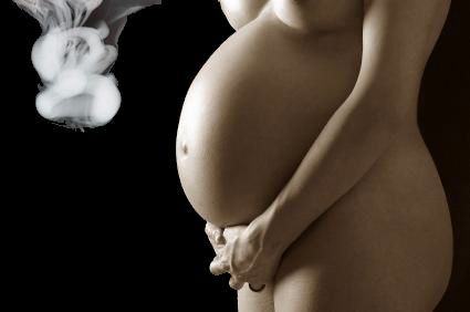 10 motive esentiale sa nu fumezi in sarcina