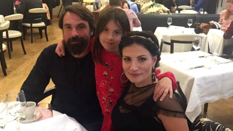 Fiica Ioanei Ginghina si a lui Alexandru Papadopol, geloasa pe relatia tatalui sau: "E concurenta mare"