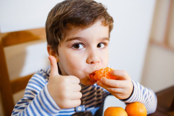 Vitamina C le poate face copiilor mai mult rau decat bine! Cum o folosim CORECT