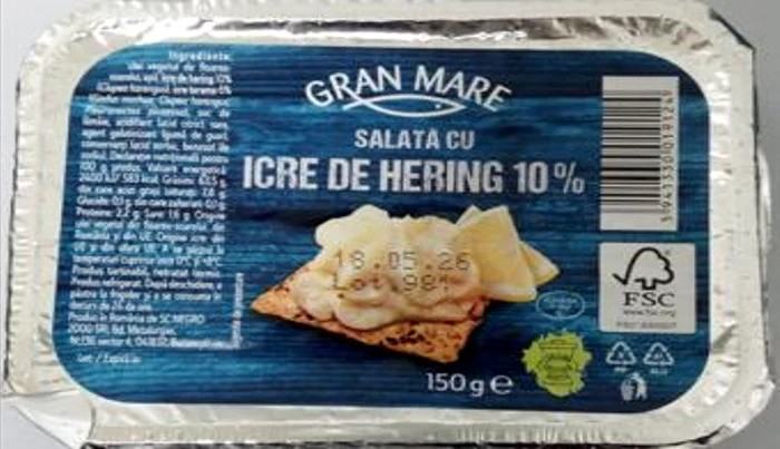 Alerta alimentara in Romania. Salata de hering retrasa din magazine dupa depistarea unei bacterii periculoase