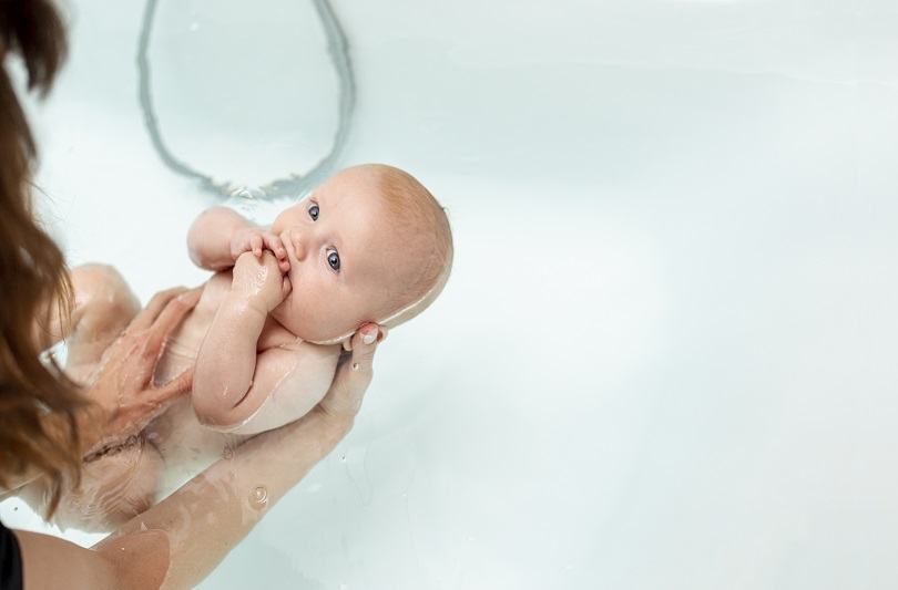 Cum ingrijesti corect organele genitale ale baietelului in primele luni