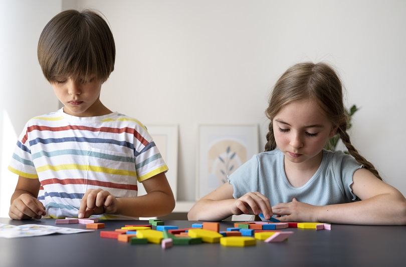 Dezvoltare armonioasa prin jocuri magnetice educative