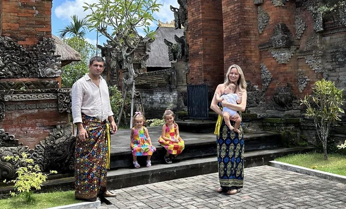 Ce probleme a intampinat Laura Cosoi in ultima calatorie: "S-a intamplat ca, in Bali, copiii sa fie bolnavi"
