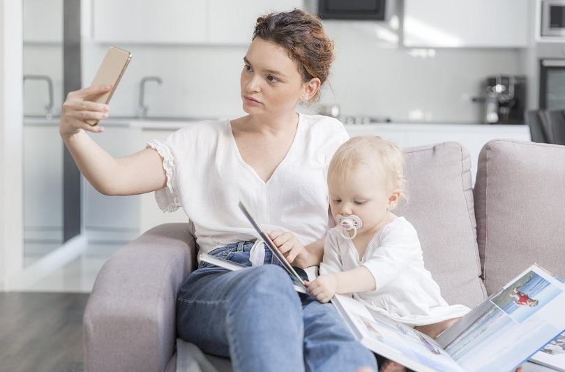 Mama narcisista: 6 semne care arata ca ai crescut cu un parinte toxic