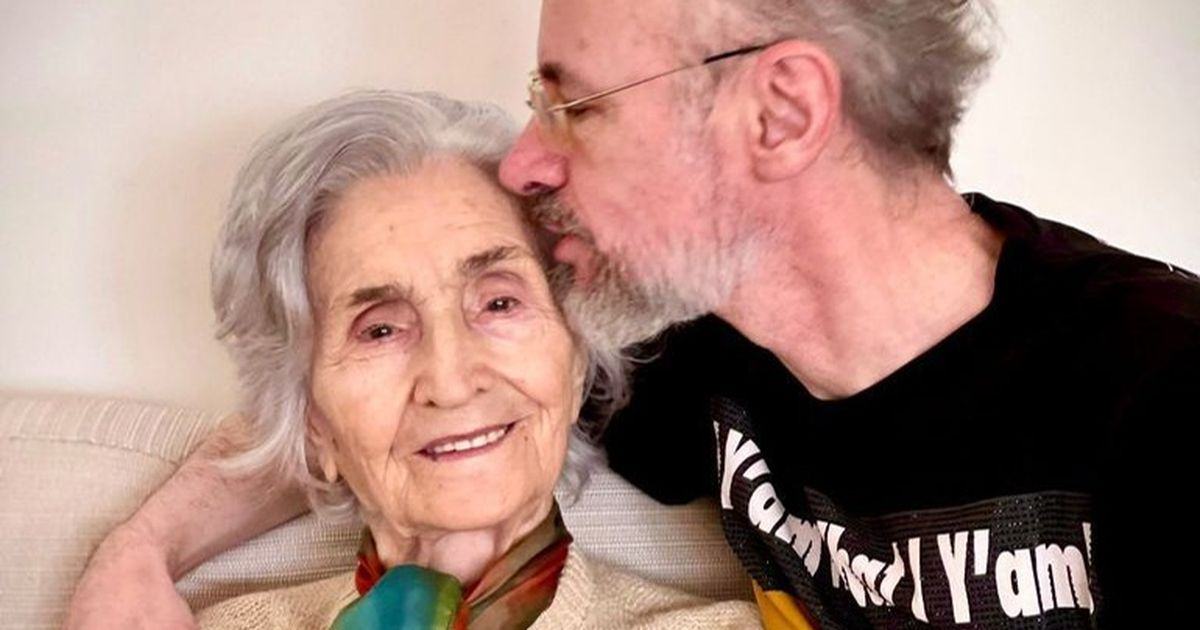 Mihai Albu sufera enorm dupa pierderea mamei sale: "61 de ani am stat cu mama. De la ea am mostenit blandetea"
