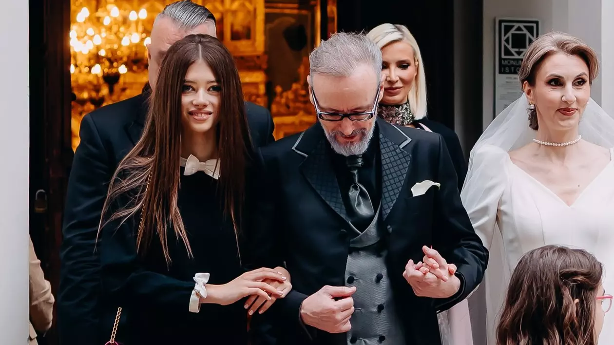 Mikaela, fiica Iuliei si a lui Mihai Albu, s-a mutat la tatal ei dupa ce acesta s-a casatorit cu Elena: 'Circumstantele nu sunt cele mai placute'
