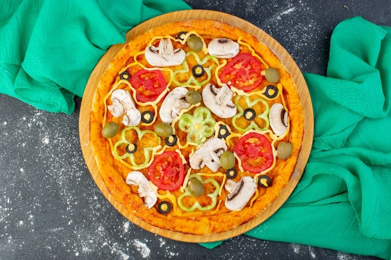 Mini Pizza cu Legume