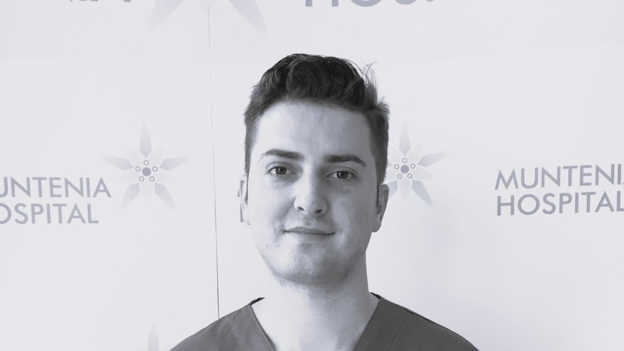 Cine este sotia medicului Alin Neacsu, gasit mort intr-un spital privat din Pitesti. Cei doi aveau impreuna un baietel