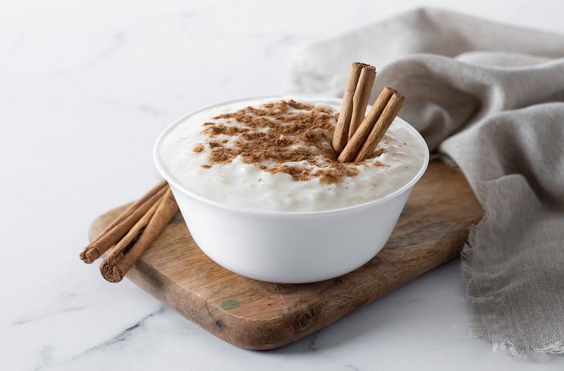 Orez cu lapte pentru copii: beneficii, reteta traditionala si variante delicioase