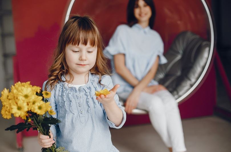 Parenting traditional vs. parenting modern: ce metode sa eviti in cresterea copilului