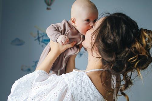 Vrei sa fii o mama buna? Acesta este cel mai important lucru pe care trebuie sa il faci