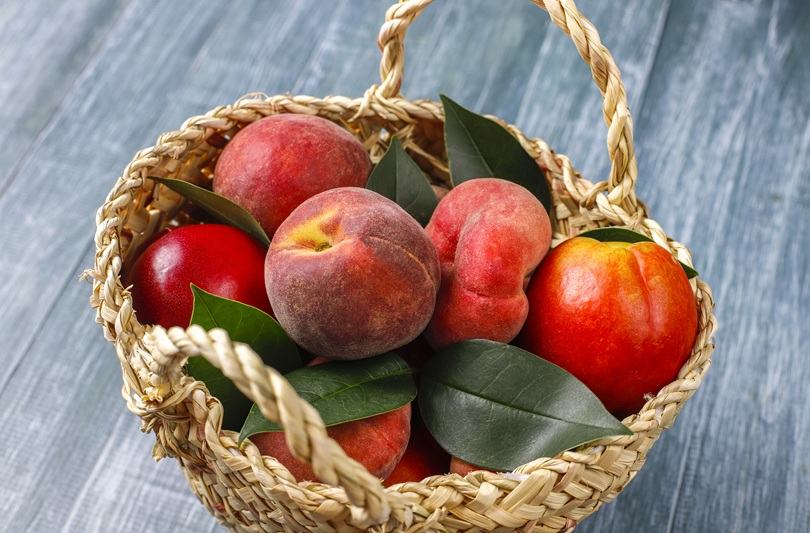 Piersici si nectarine proaspete mai mult timp: sfaturi pentru depozitare si consum