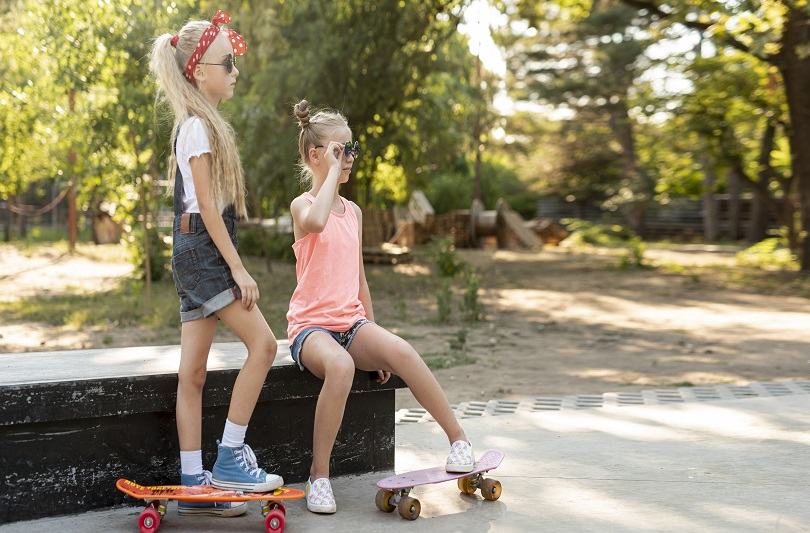 Prima placa de skateboard a copilului: cum alegi corect, varsta potrivita si beneficii pentru dezvoltare