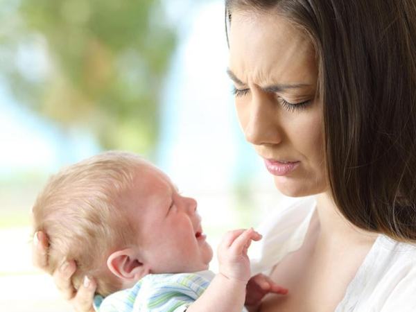 Cum este afectat copilul de emotiile negative ale mamei