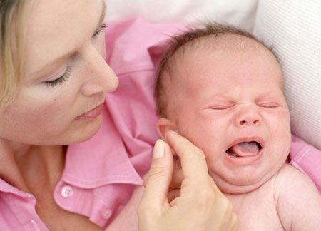 Plansul bebelusului in primele saptamani de viata