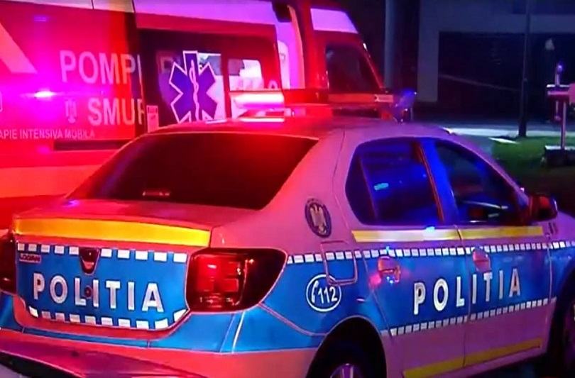 Accident grav E581 Vaslui-Galati: un barbat a murit sub ochii sotiei si fiicei dupa rasturnarea unui autocar