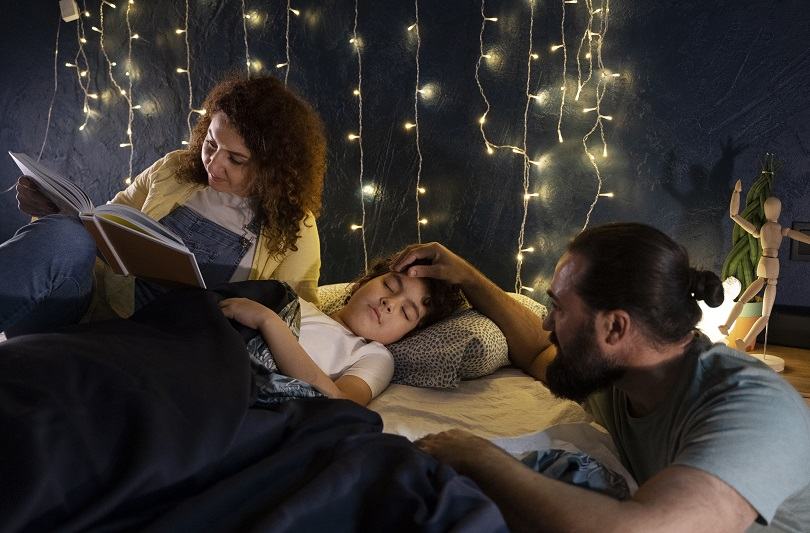 Povesti citite din carte sau de pe tableta? Ce alegere e mai buna pentru copilul tau