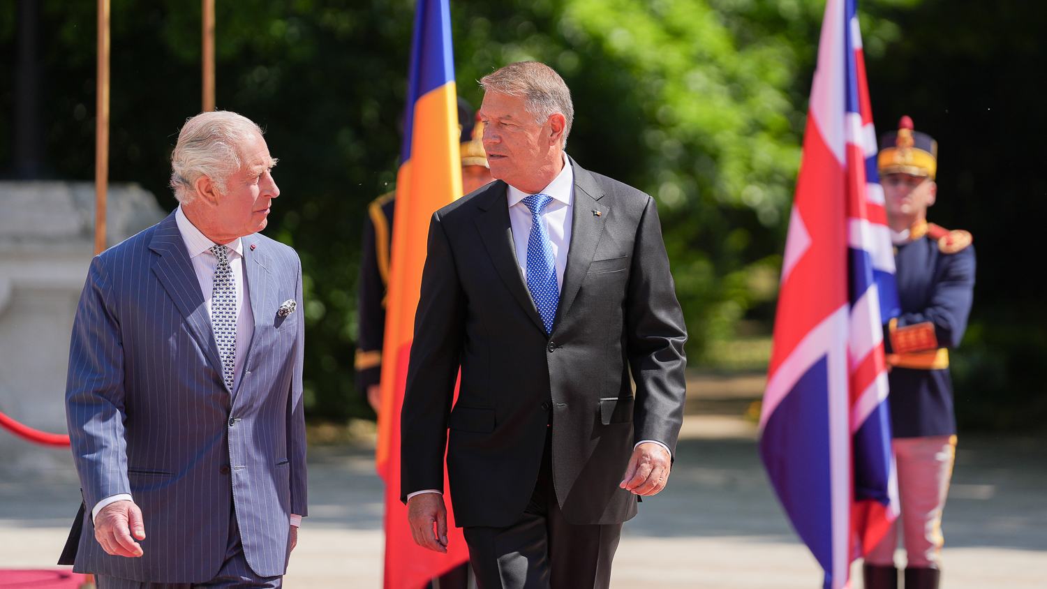 Regele Charles a ajuns in Romania, unde va ramane 5 zile. Monarhul va merge si la resedinta sa din Viscri