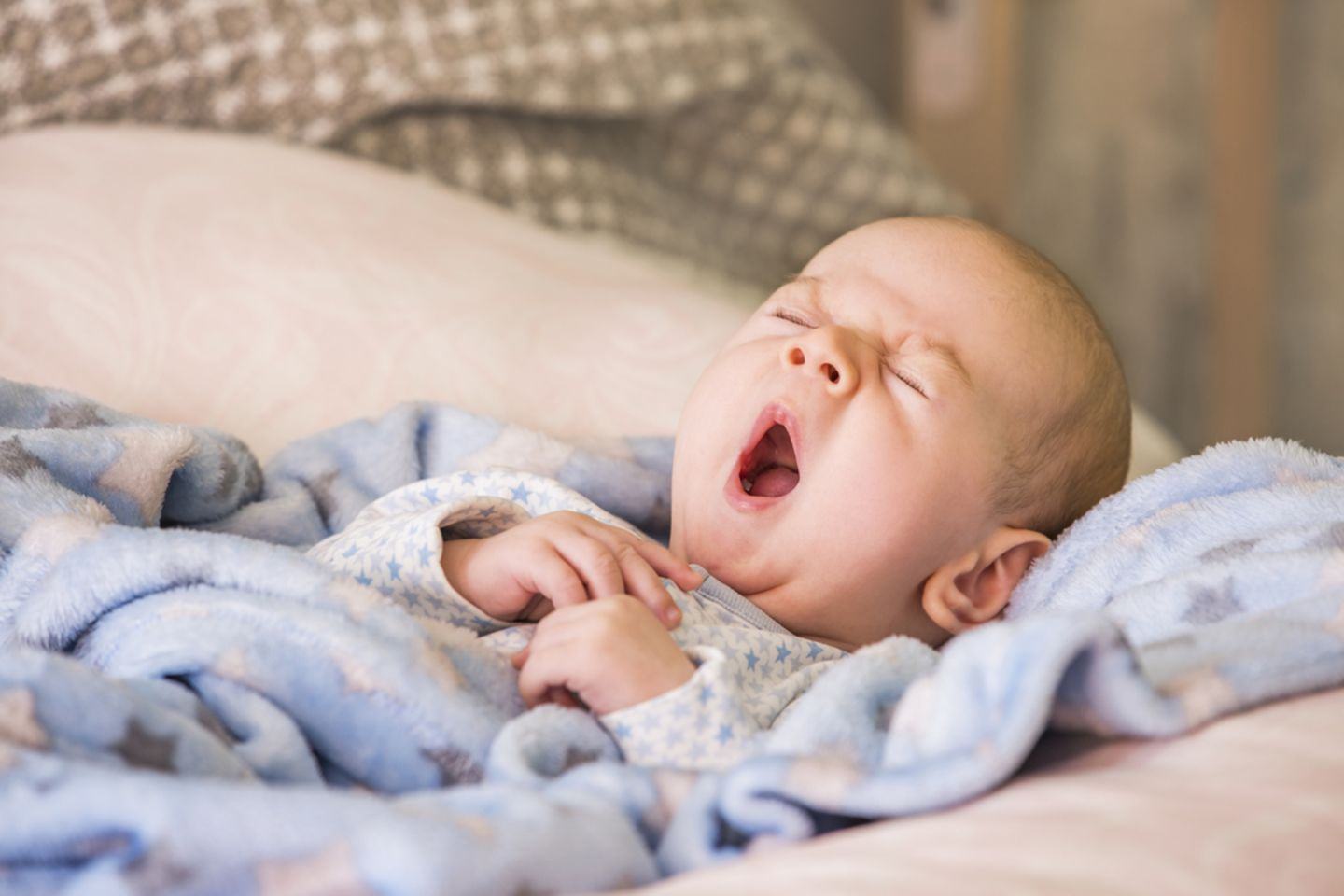 Ce sunt regresiile de somn si cum afecteaza pe bebelusi