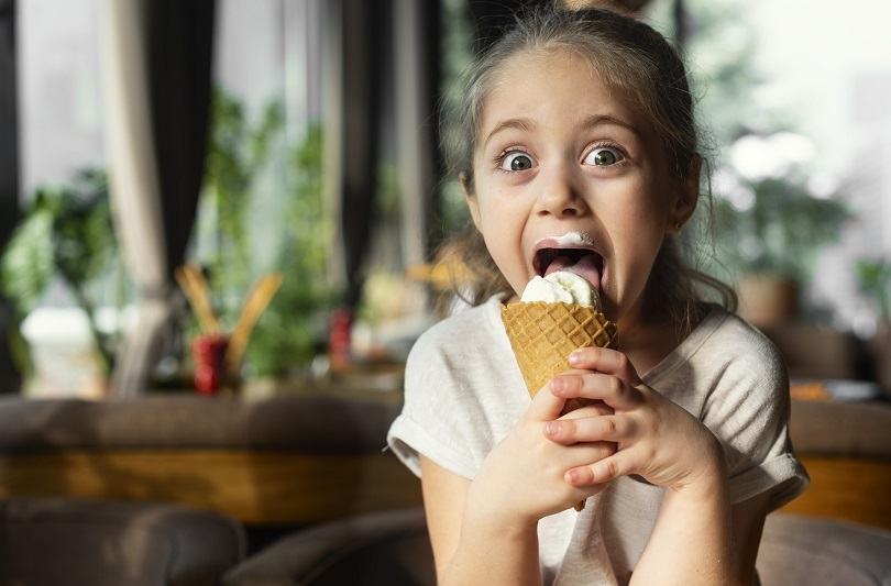 Inghetata pentru cei mici: beneficii, restrictii si recomandari