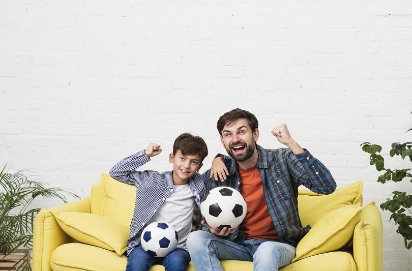 Cum sa comunici cu adolescentul care evita timpul petrecut cu tine