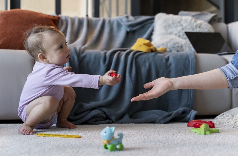 Cum recunosti semnele precoce de autism la copil