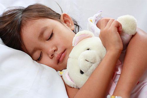 Legatura dintre somn si crestere la copii
