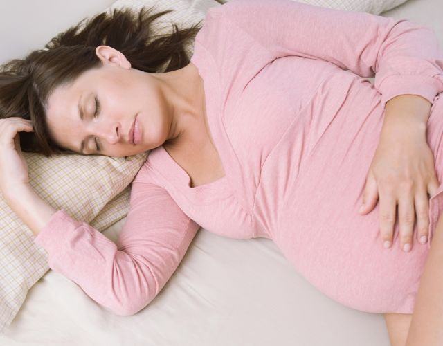 Simptomele cu care te confrunti in cel de-al treilea trimestru de sarcina